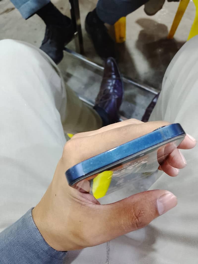 iphone 12 jv 2