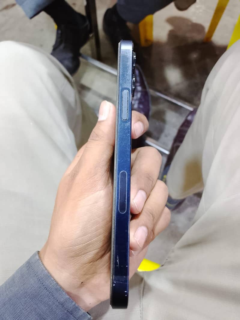 iphone 12 jv 3