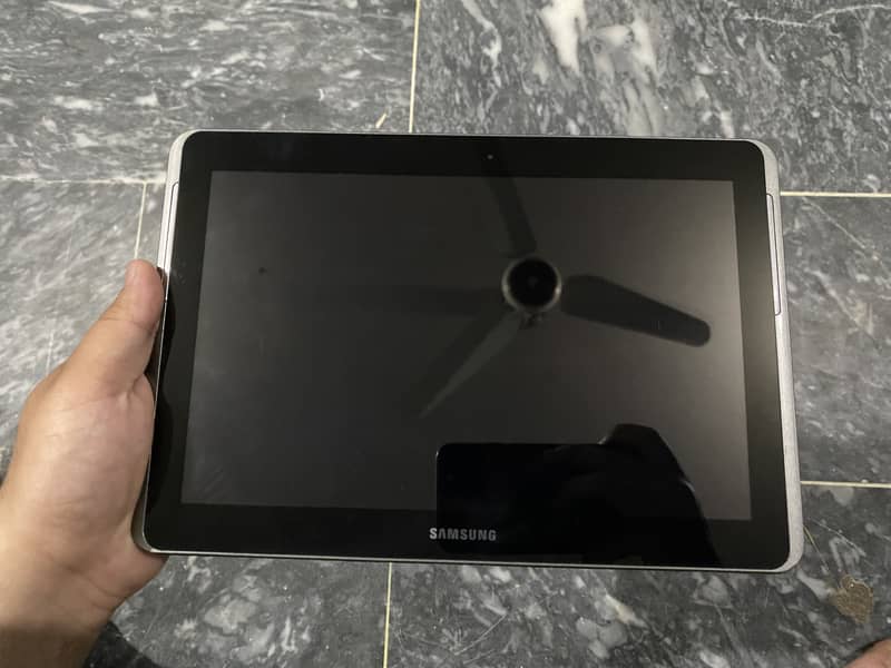 Samsung Tablet 1
