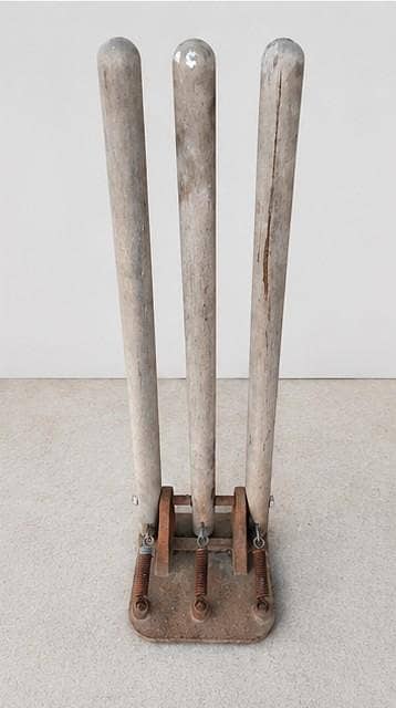 Cricket Wickets Set with Heavy Metal Spring Base