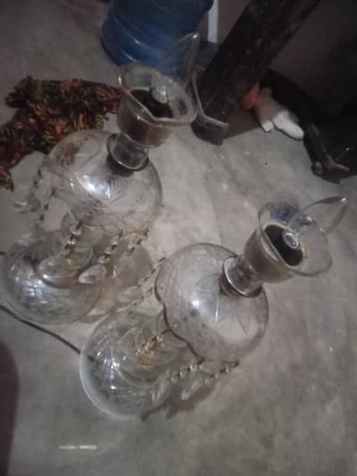 crystal lamp in Larry iski nahi hai Baki Sara