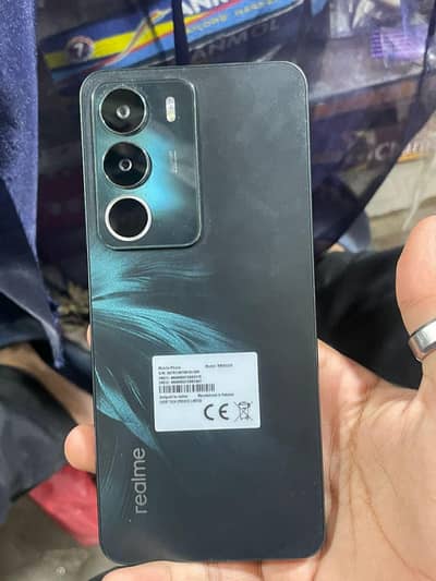 redmi c71 6+6 128gb   7 month warranty parri hai