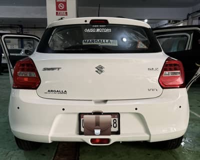 Suzuki Swift GLX CVT 2024