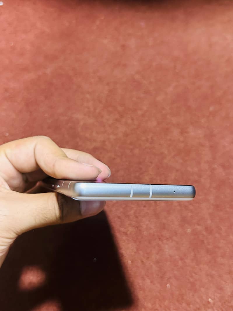 Google pixel 7a 3