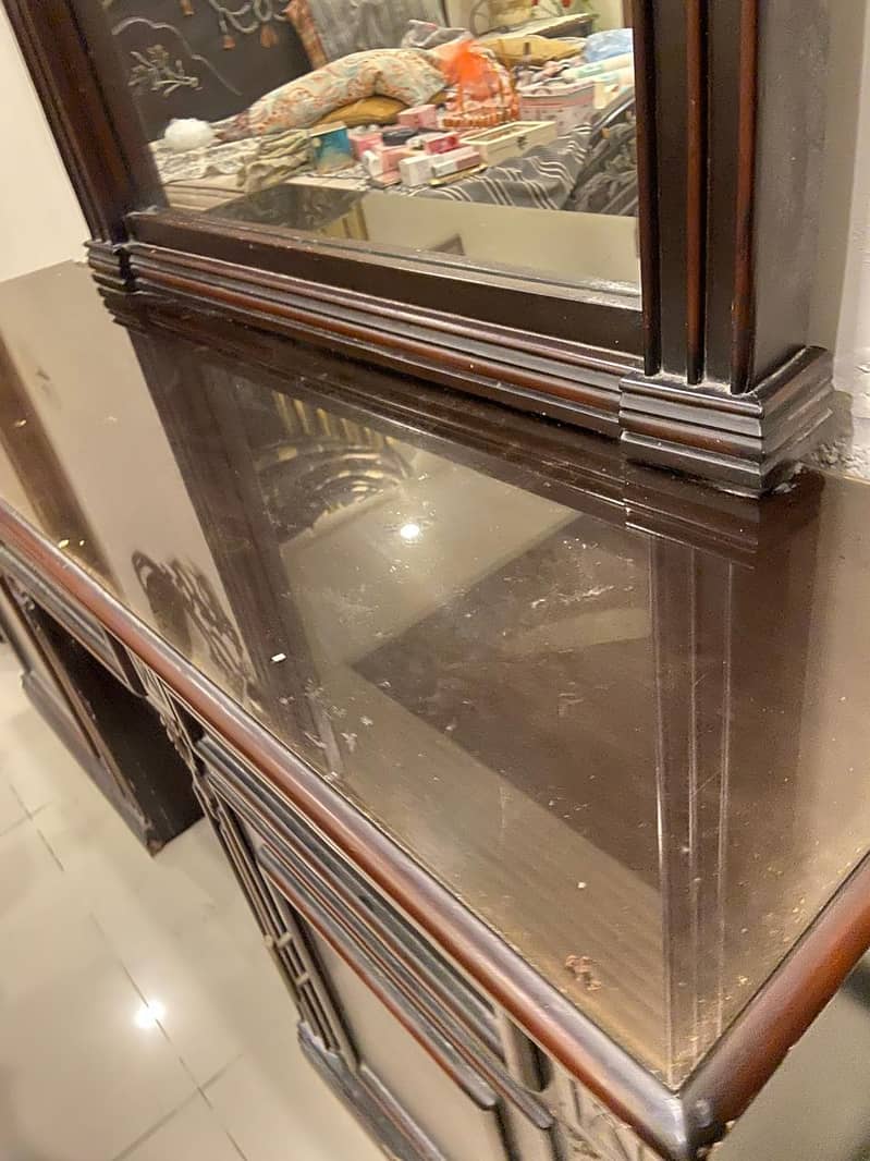 Dressing table 2