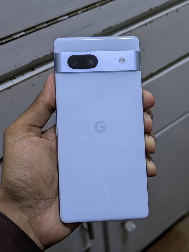 Google Pixel 7A 1