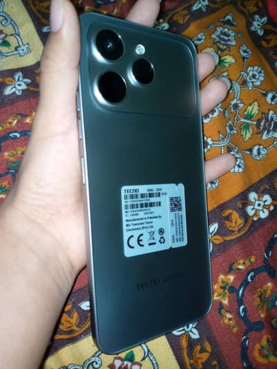 Tecno spark 40 (6GB, 128GB). Condition 10/10.8 months warranty