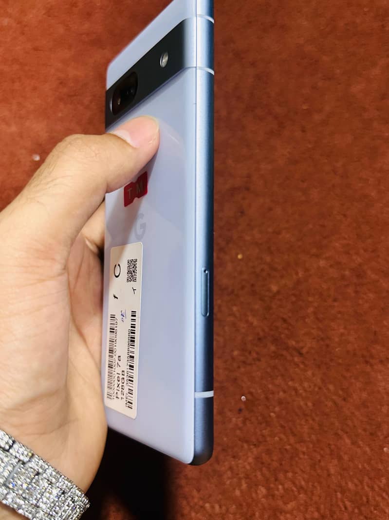 Google Pixel 7a 1