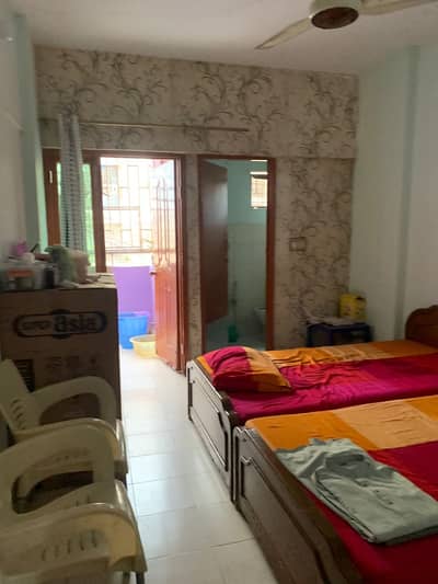 3 Bed DD Flat For Sale In Gulistan E Jauhar Block-13
