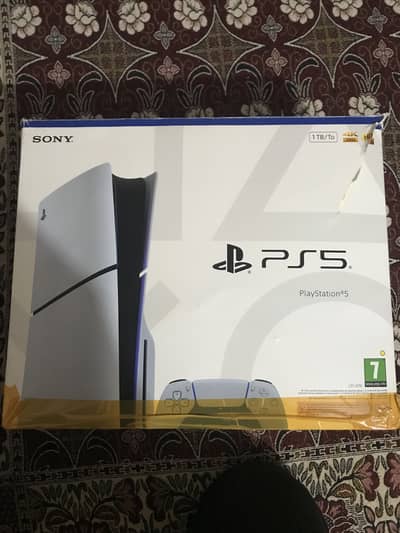 Playstation 5 slim 1 tb disk edition