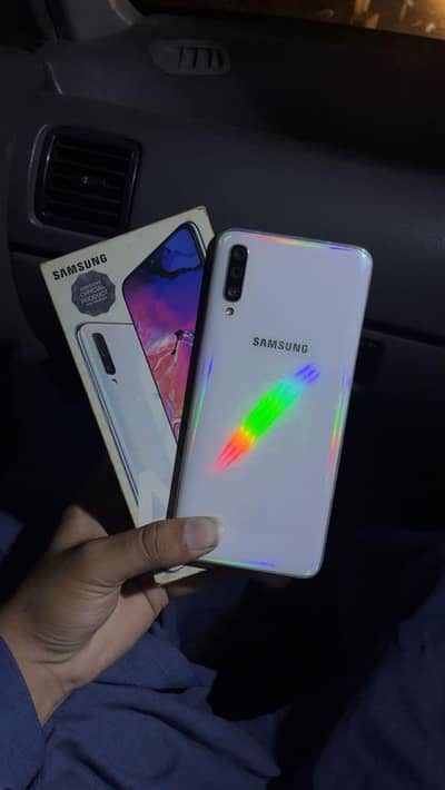 Samsung a 70 8 128 all ok official pta