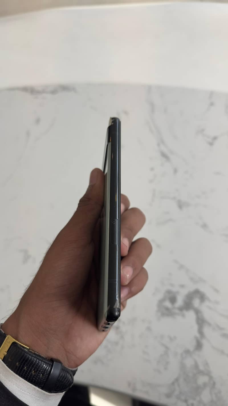 Google Pixel 6A 4