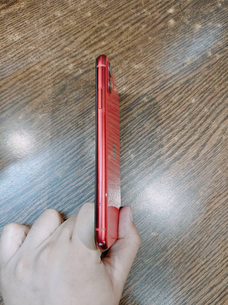Iphone 11 (factory unlocked) 1