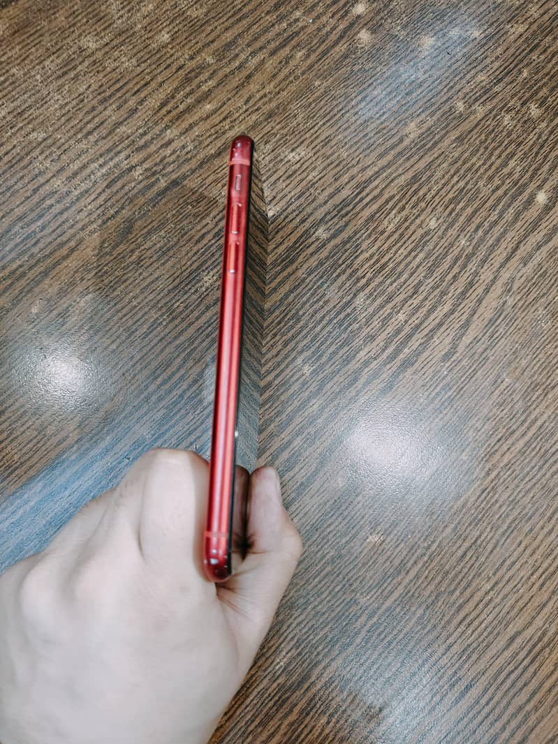 Iphone 11 (factory unlocked) 2