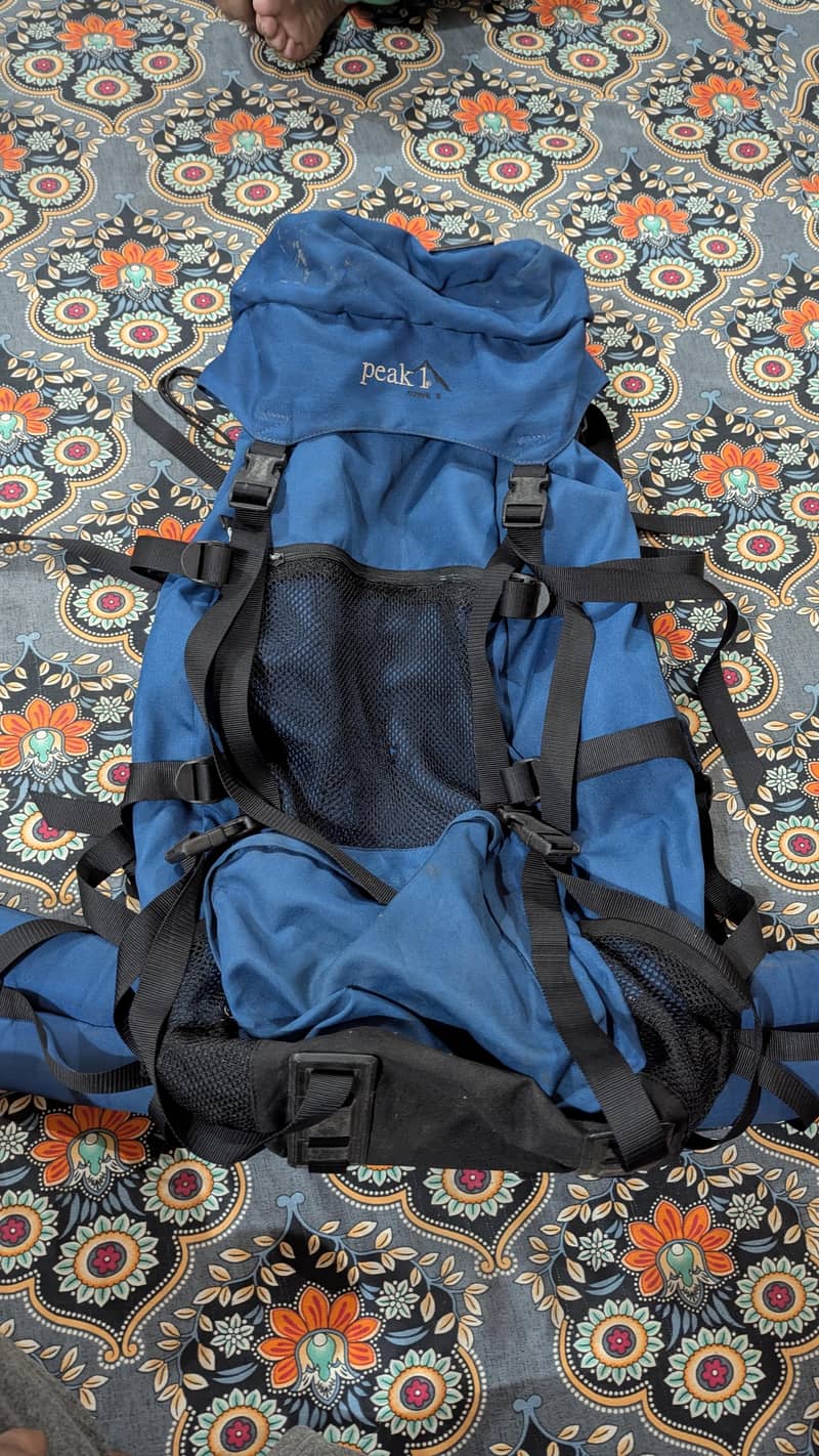 hiking backpack 65L 1