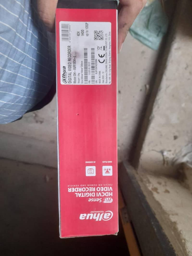 CCTV camera 4 with dvr 8