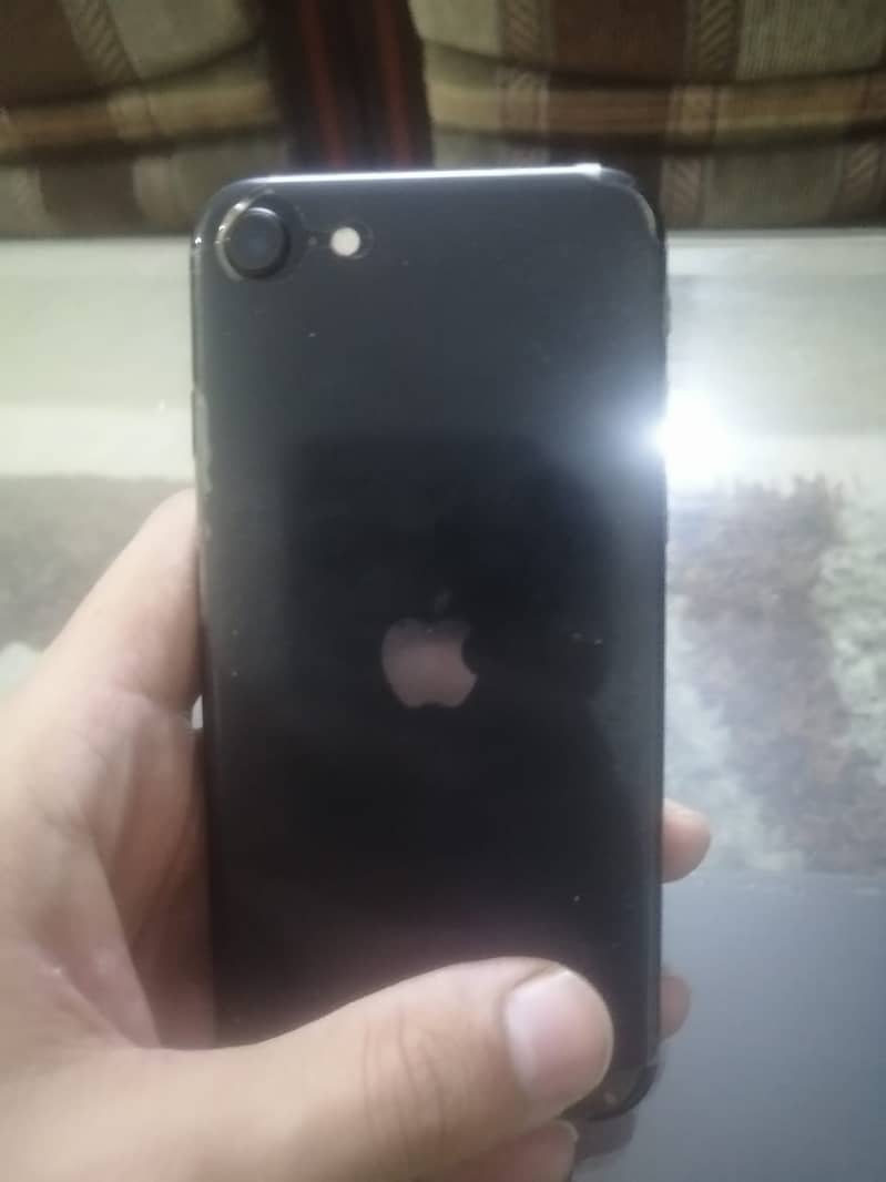Apple iPhone SE 2