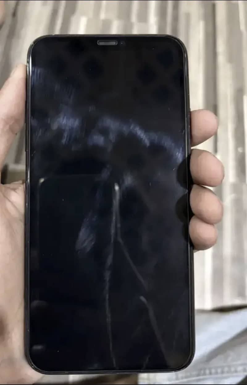 IPhone 11 Pro Max 3