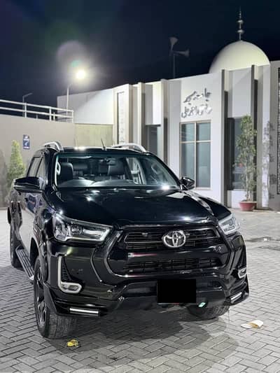 Toyota Hilux Revo V Automatic 2.8 2022