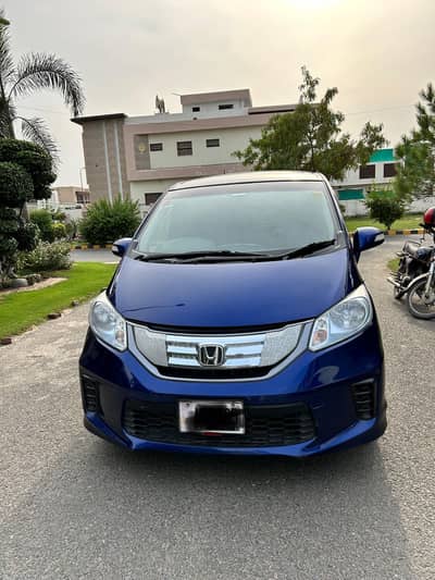 Honda Freed 2012
