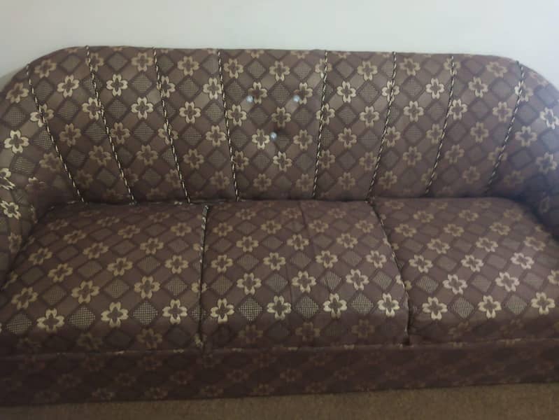 used sofa set 0