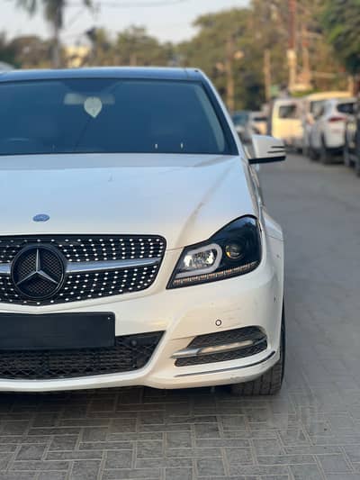 Mercedes C200 2013 Model