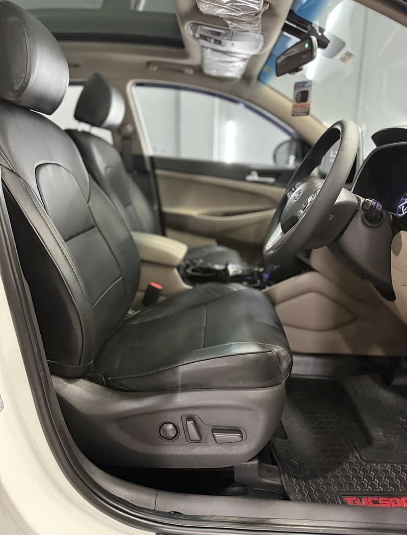 Tucson AWD 6