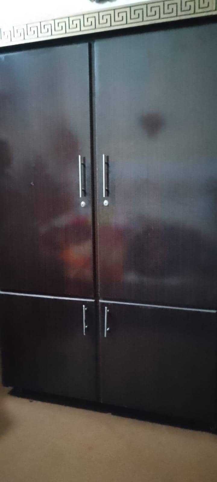 wardrobe 1