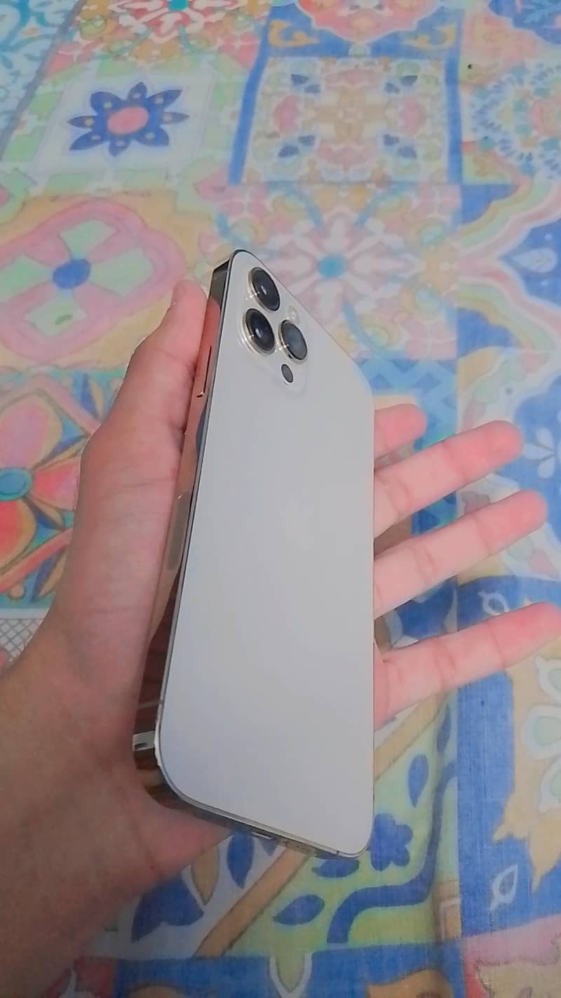 iphone 12 pro max 9