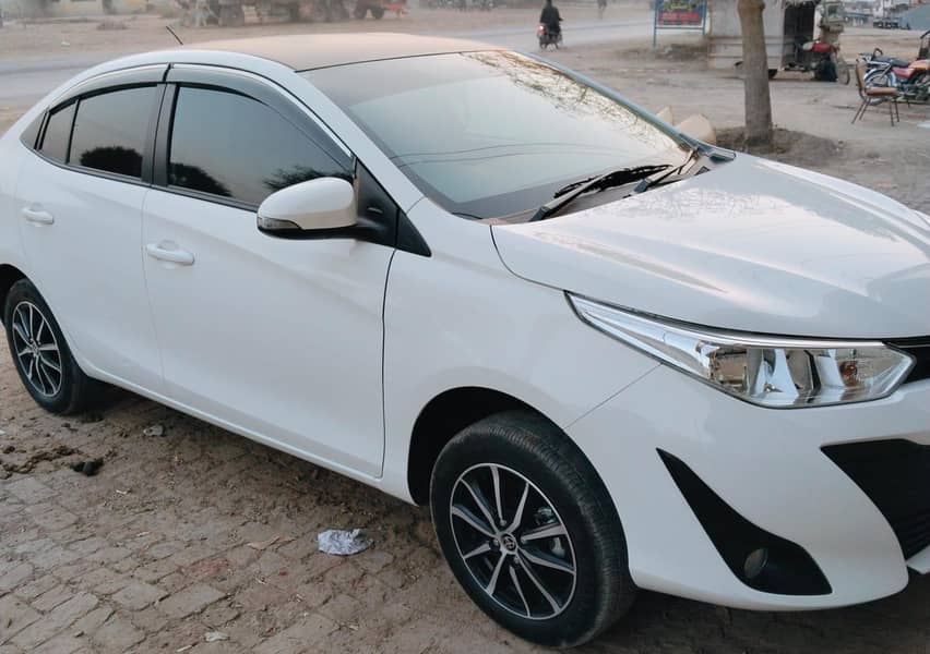 yaris 4