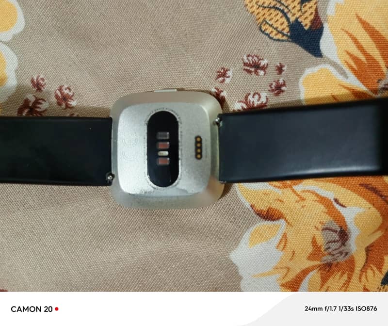 Fitbit Versa Lite 5