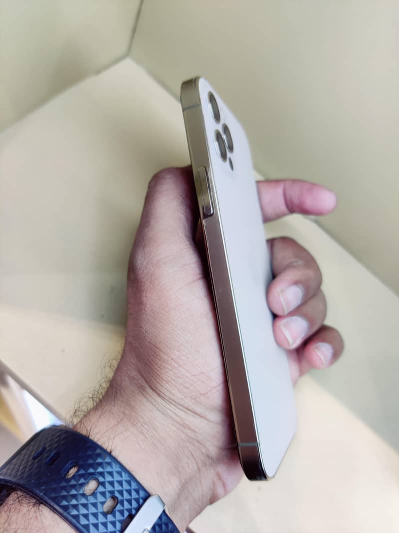 Iphone 12 Pro 1