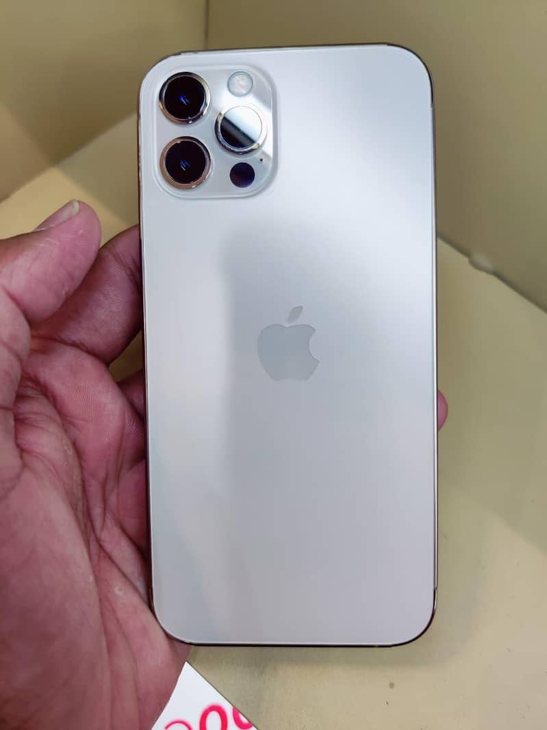 Iphone 12 Pro 4
