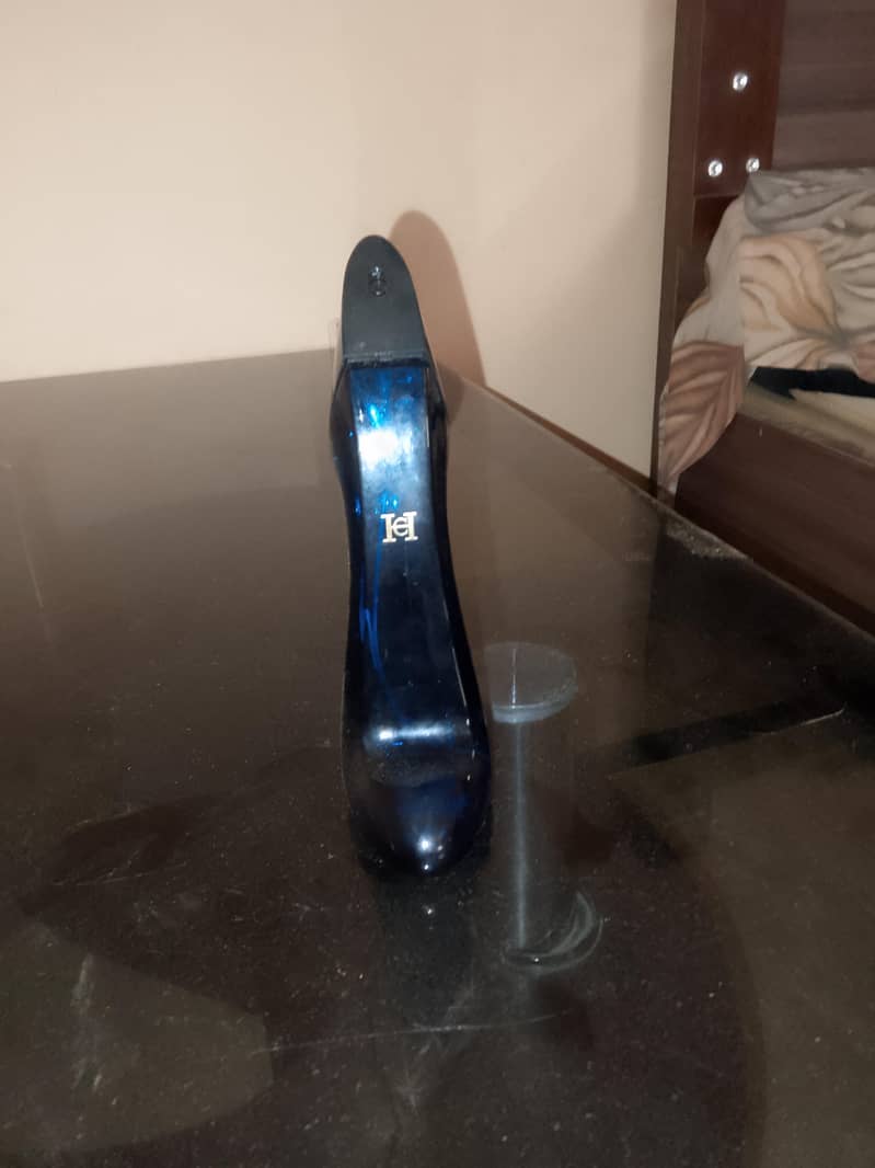 perfume 0