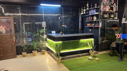 urgent GYM TRAINER REQUIRE the Fitness Zone Gym central park