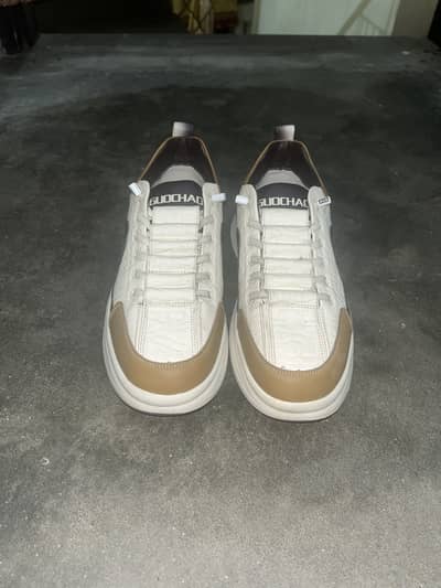 Chunky sneakers for men
