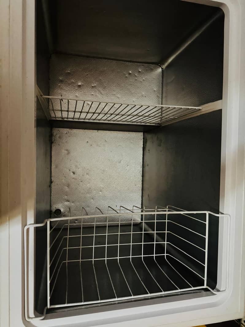 Waves deep freezer 2
