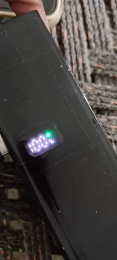 fast (PD and QC) charging powerbank
