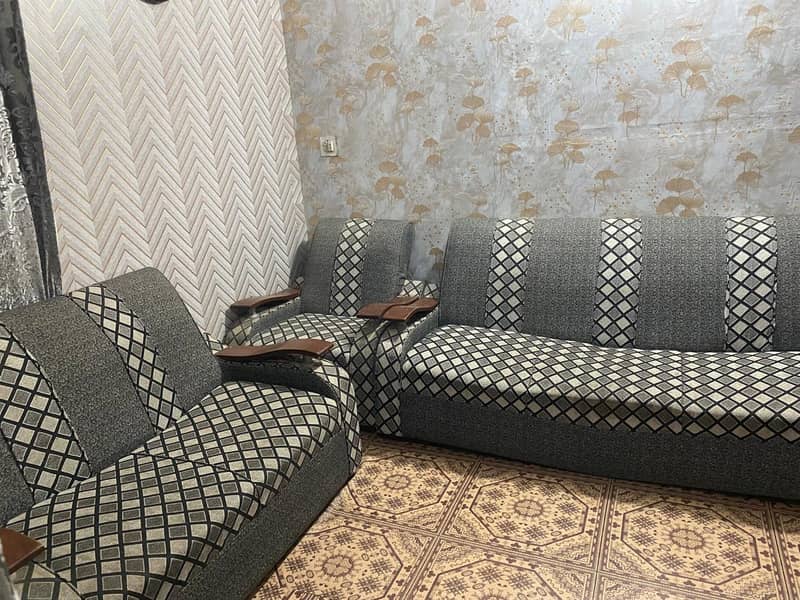 7 Seater 3