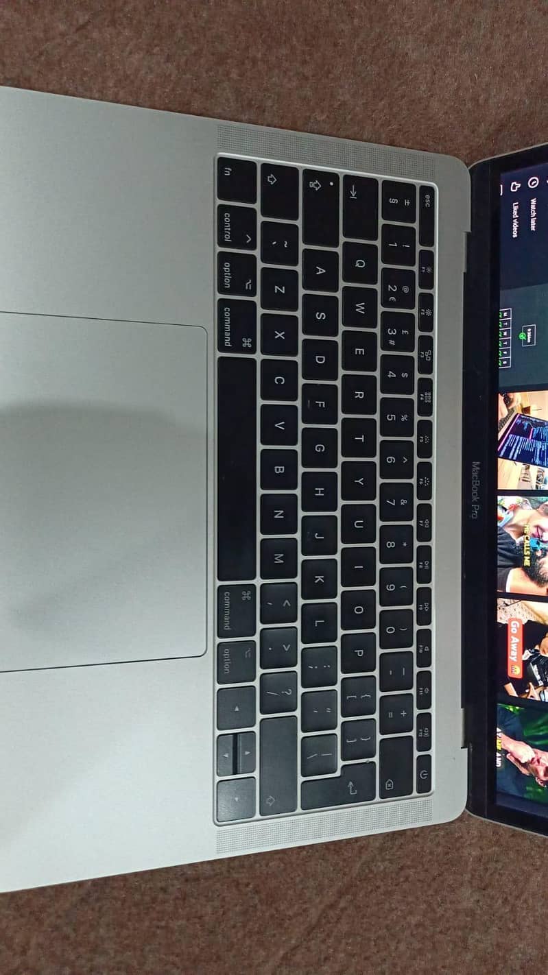 Macbook Pro 2017 1