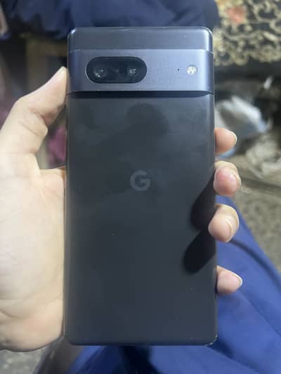 Goggle pixel 7 pta proved 8 gb ram 128 gb memory.