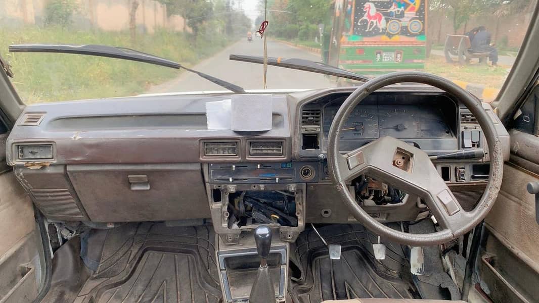 Toyota Corolla 86 2