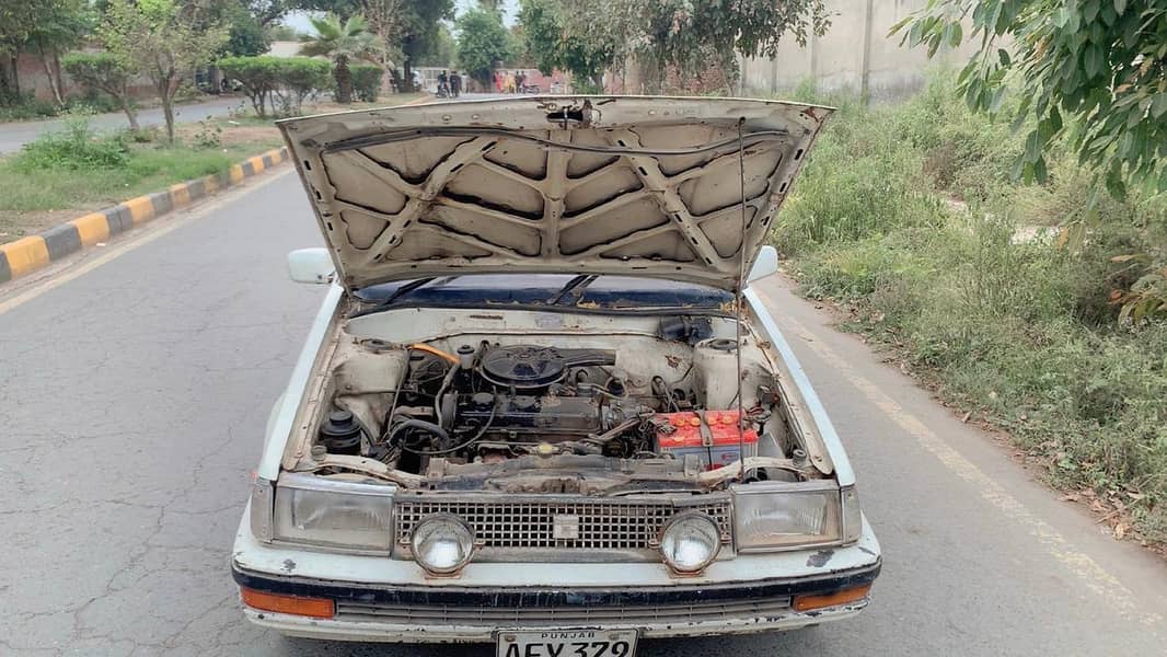 Toyota Corolla 86 3