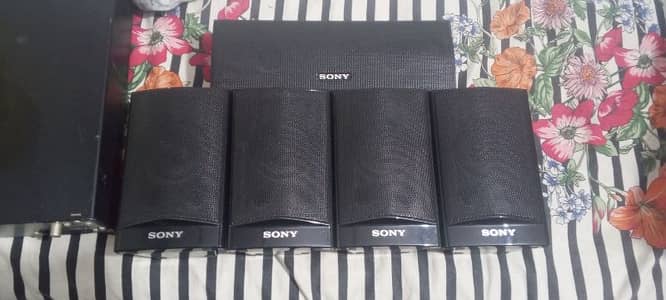 Sony home theater system 5.1 model DZ 280