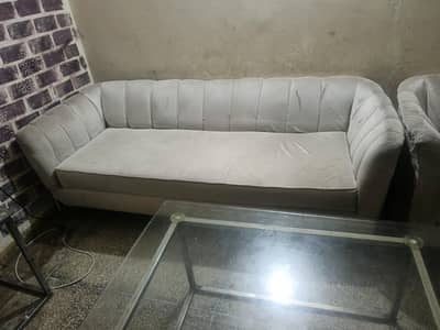 2 sofa hain 3 seater