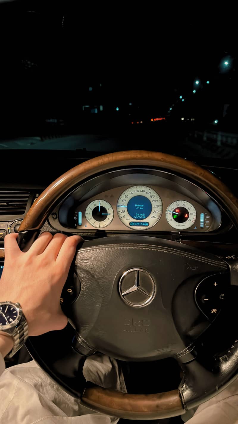 Mercedes e320 7