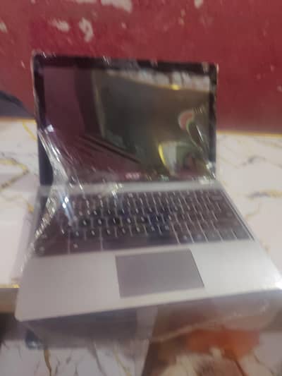 Acer c740