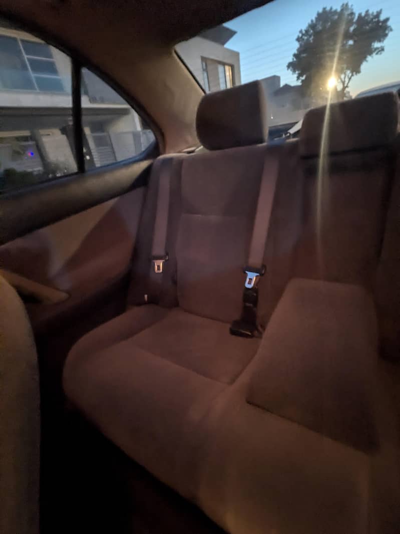 premio 1.8 2003 model 10