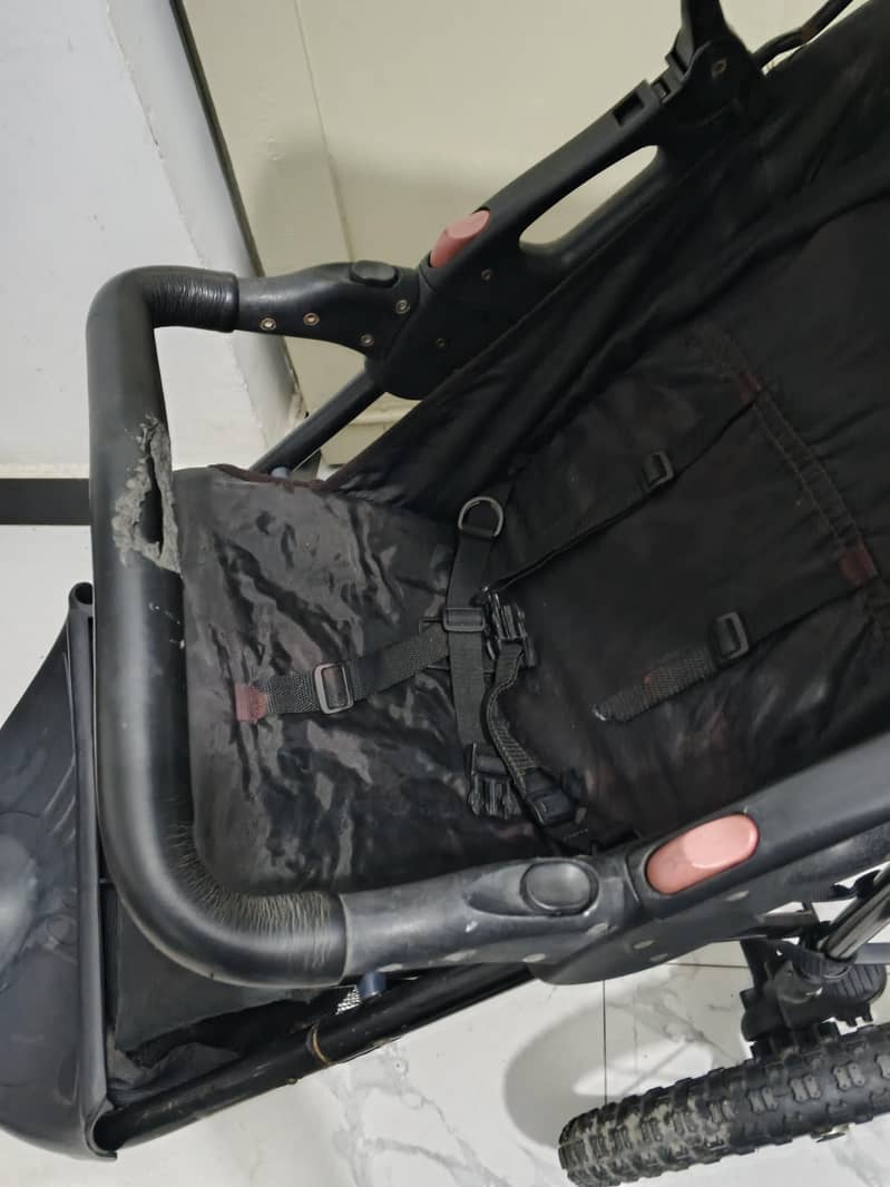 Big wheeler pram 3
