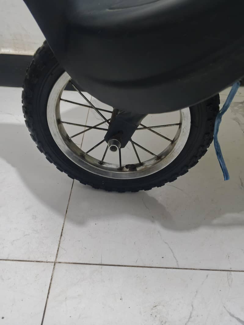 Big wheeler pram 6